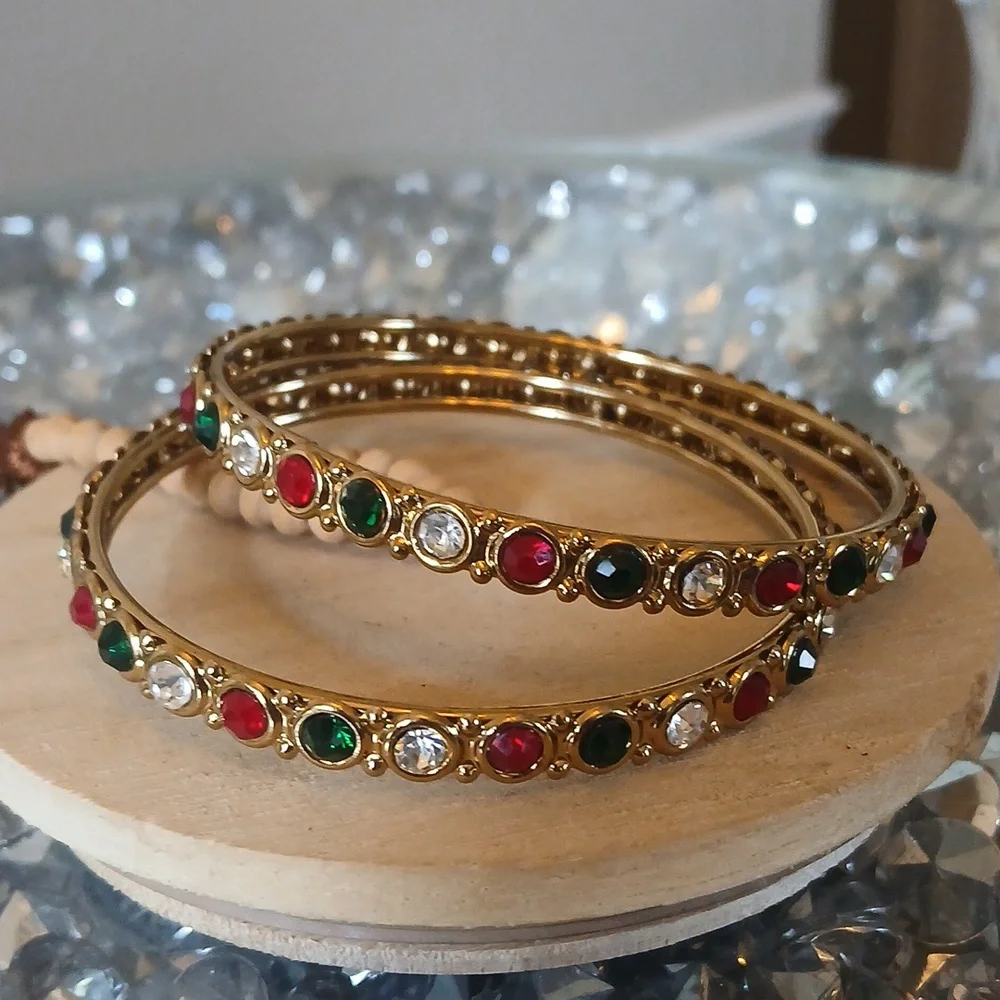 NWOT Elegant Gold Multi-Color Stone Bangle Bracelet Set